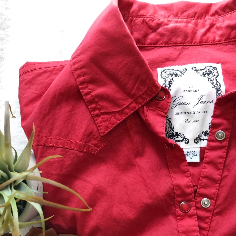 GUESS Button-Up Shirt